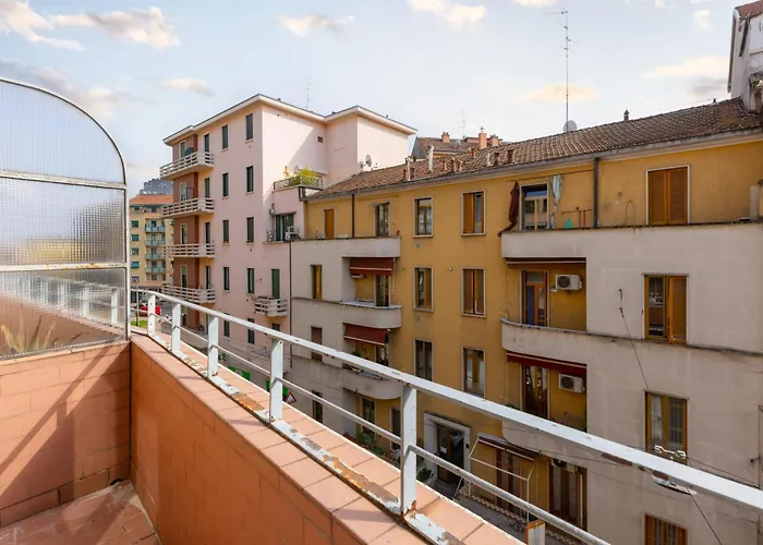 15 Minuti Dal Centro Bovisa شقة *